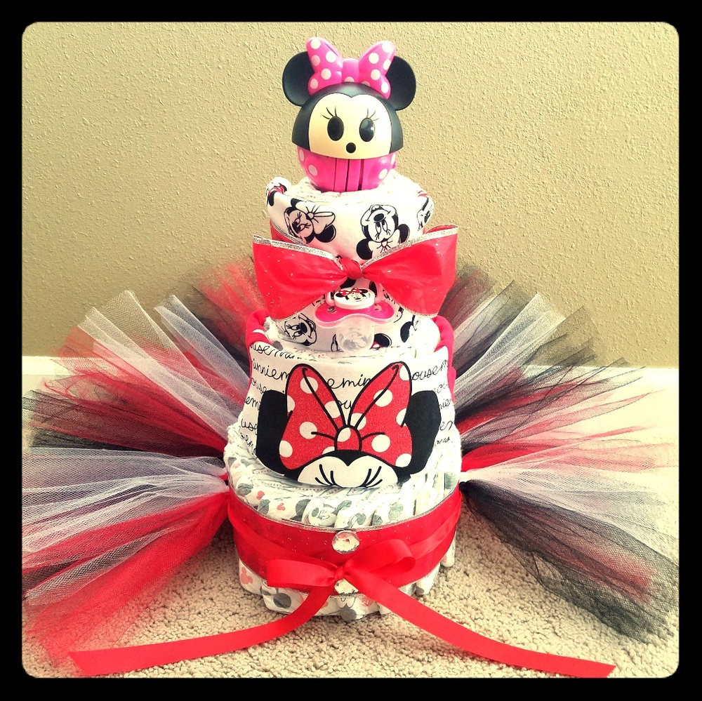 Minnie Mouse tutu diaper cake